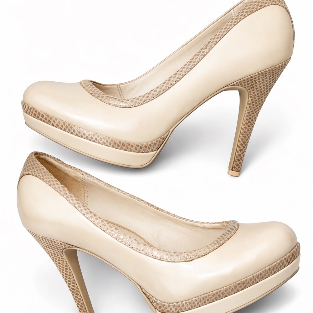 Baby Phat Cream Patent Leather Snake Trim Platform Heels Sz 10